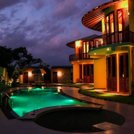 Senu Lagoon Villa Tangalle Ngoại thất bức ảnh