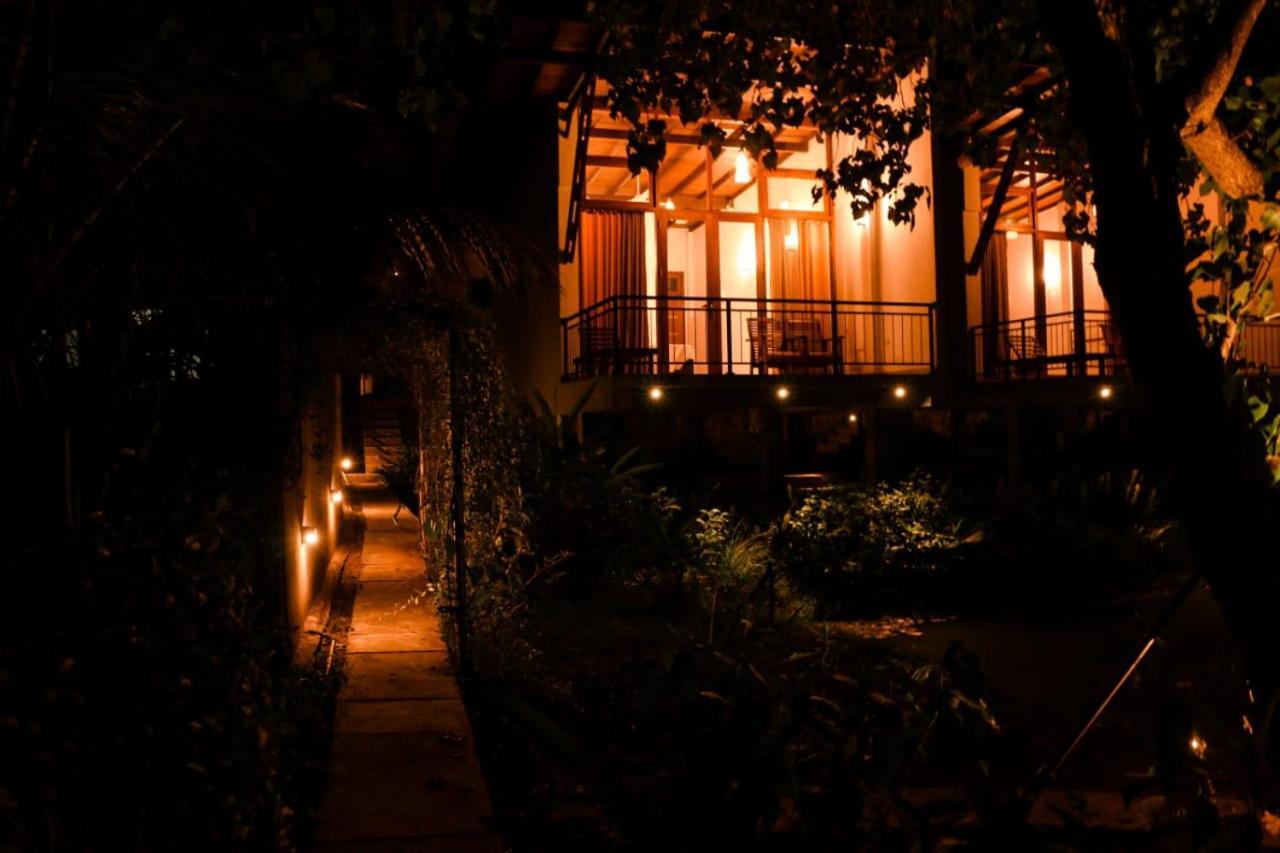 Senu Lagoon Villa Tangalle Ngoại thất bức ảnh