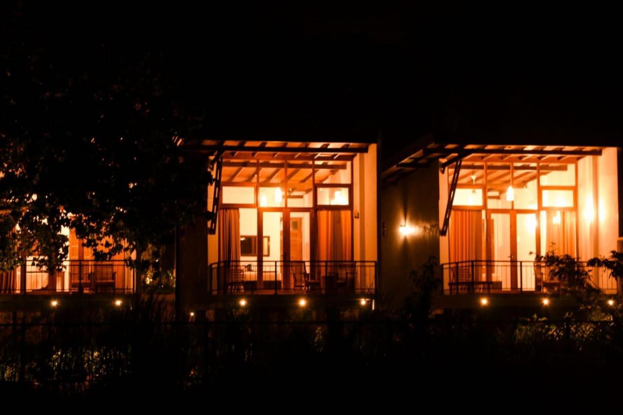 Senu Lagoon Villa Tangalle Ngoại thất bức ảnh