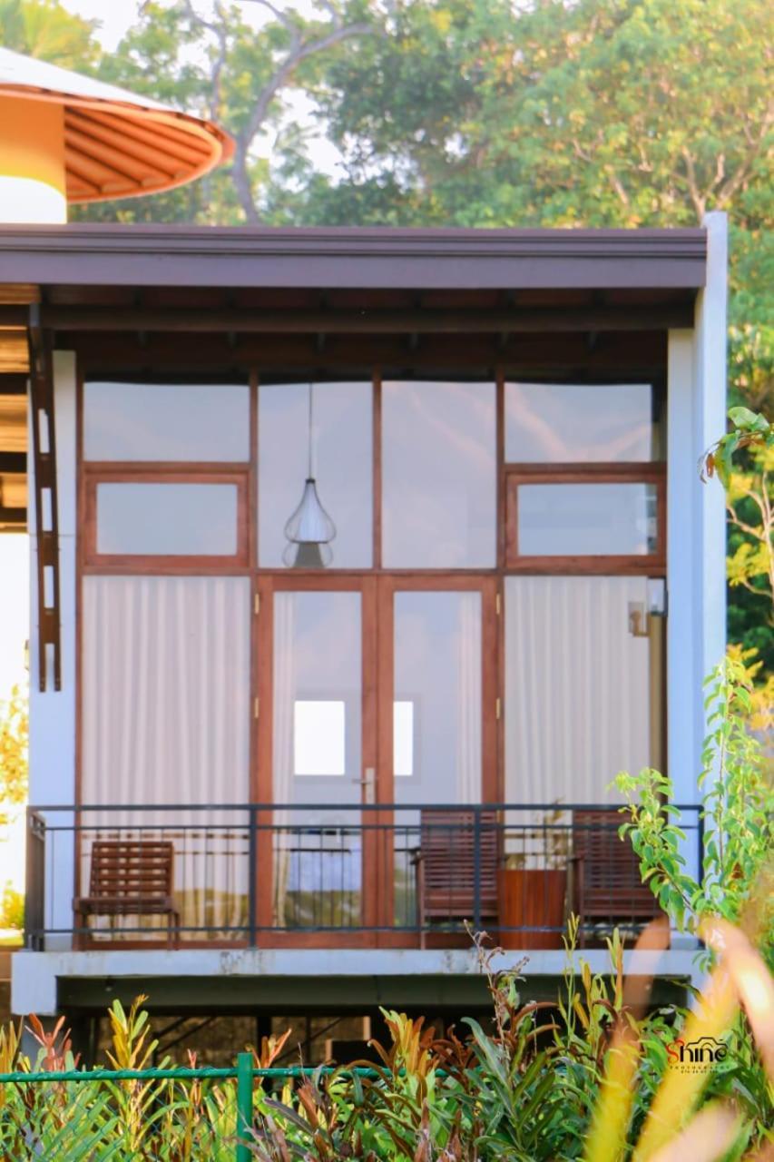 Senu Lagoon Villa Tangalle Ngoại thất bức ảnh