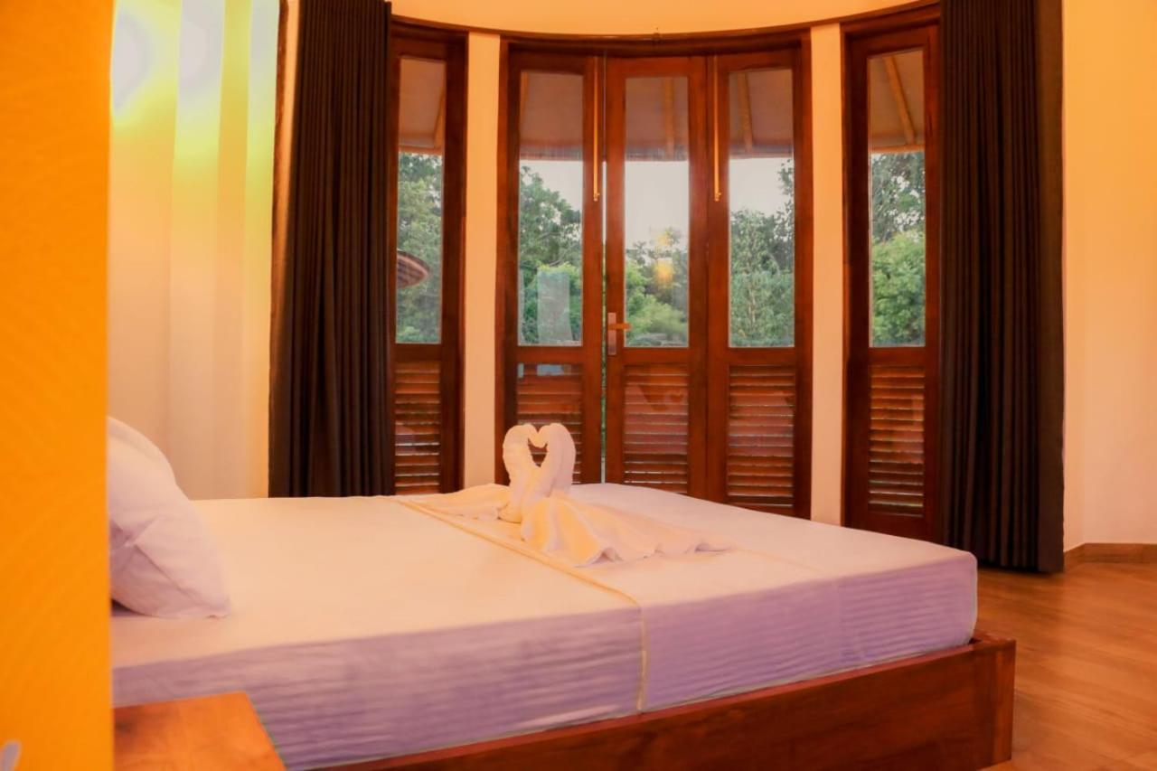 Senu Lagoon Villa Tangalle Ngoại thất bức ảnh