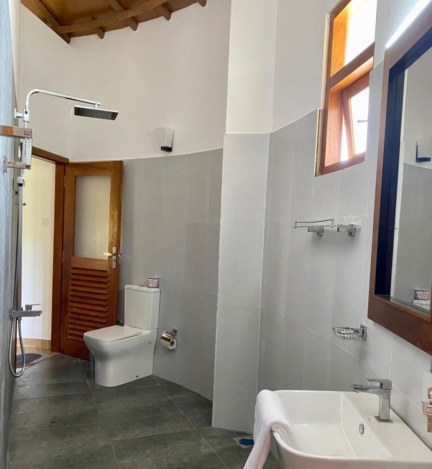 Senu Lagoon Villa Tangalle Ngoại thất bức ảnh